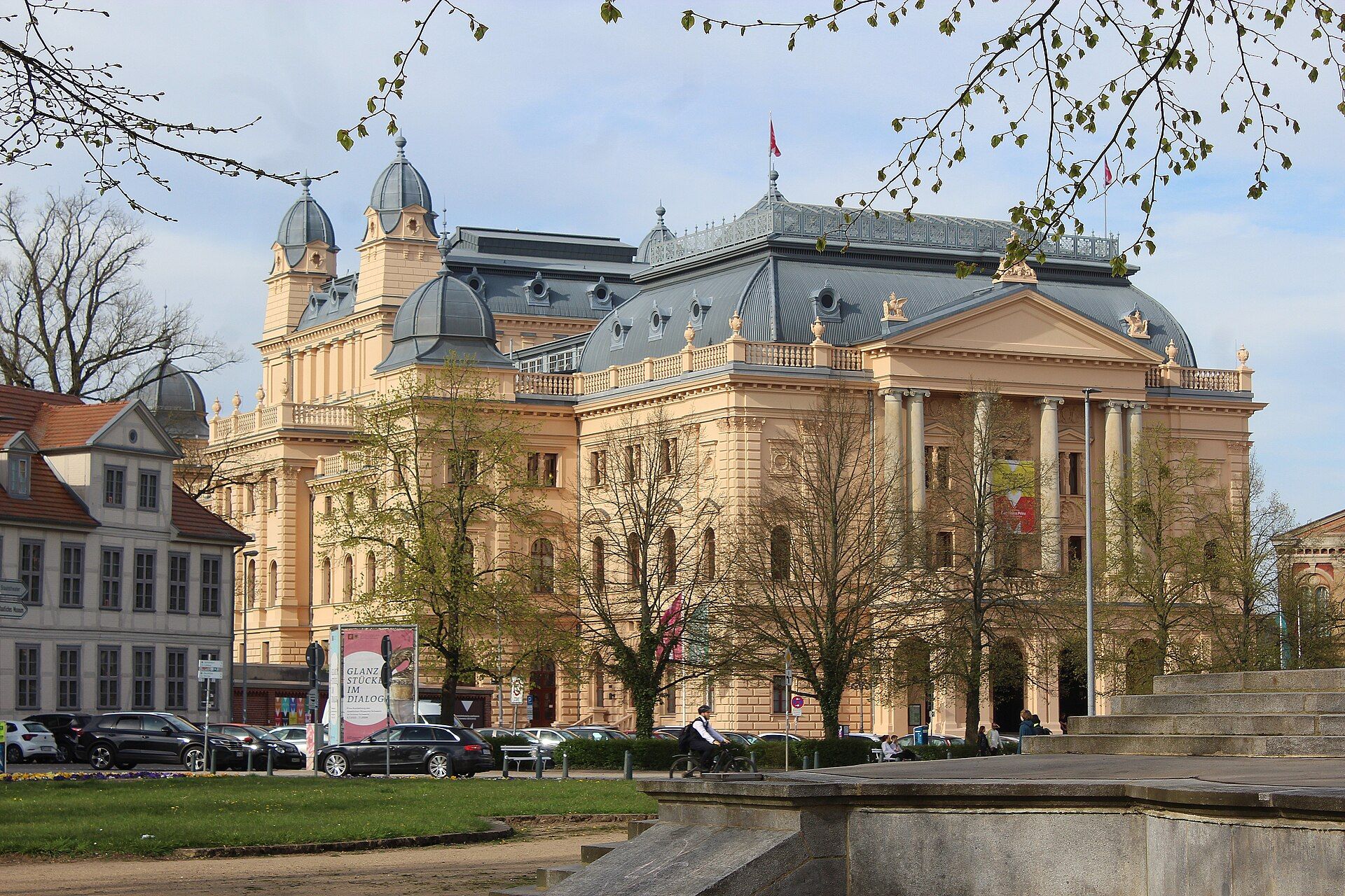 Mecklenburgisches Staatstheater Schwerin am Alten Garten
